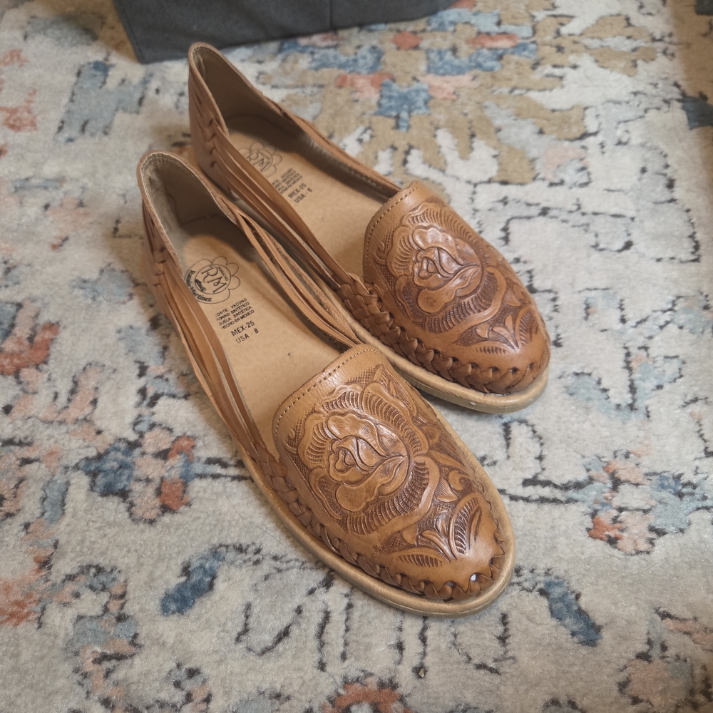 Brown Leather Loafers/Huaraches Womens Size 8